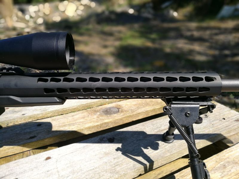Remington 700 PCR Guardamanos vista en detalle